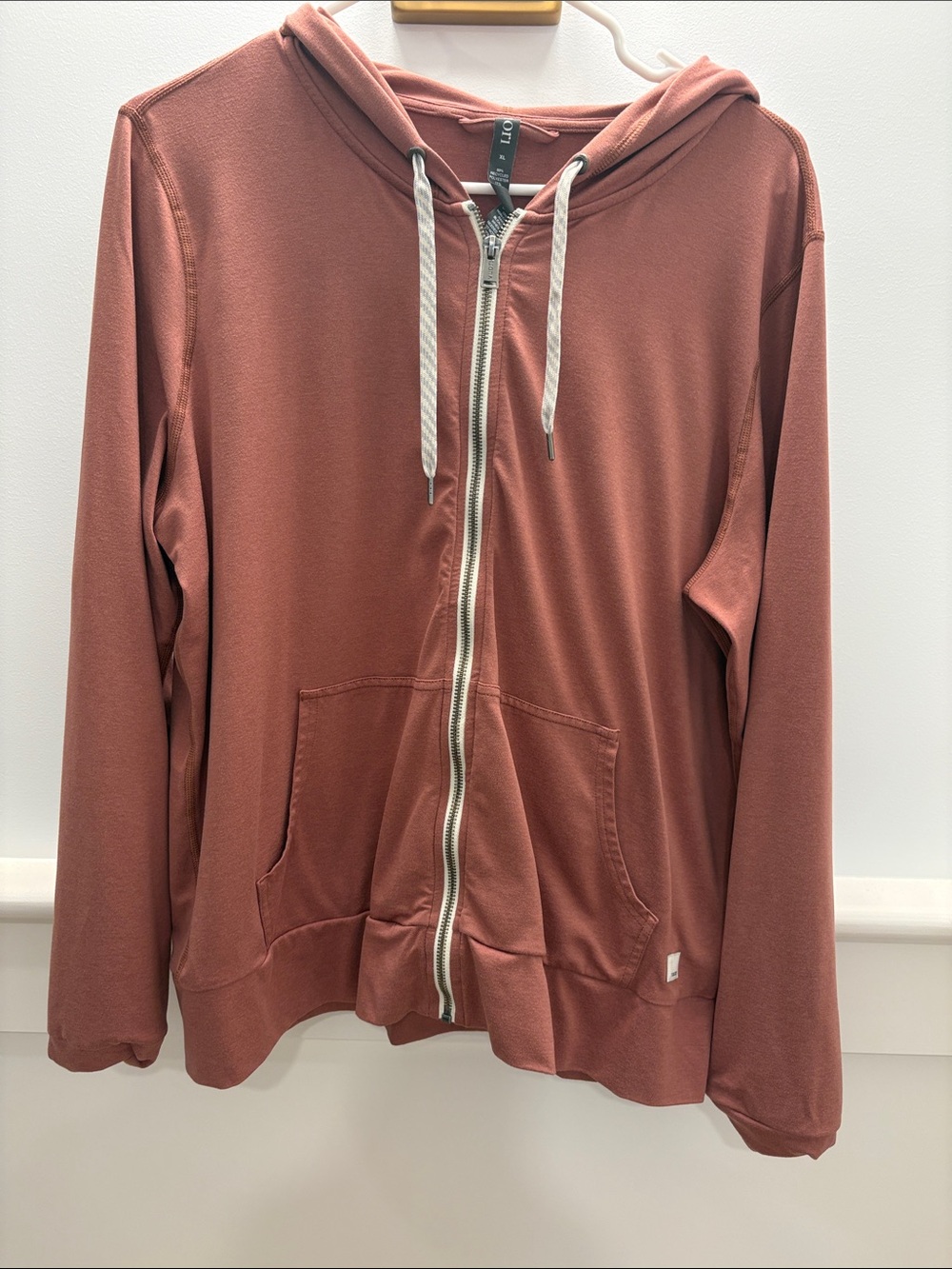 Vuori Men's Zip-Up Hoodie in Rust